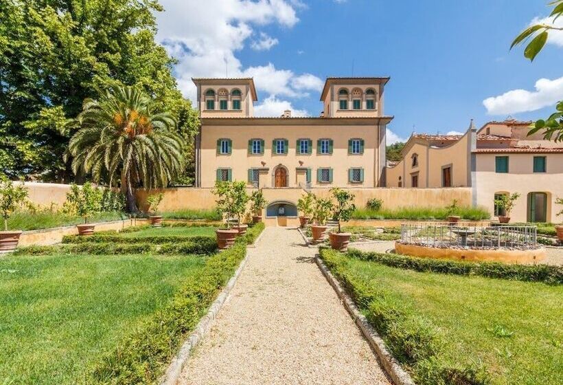 乡村酒店  Agriturismo Comparini Le Balze