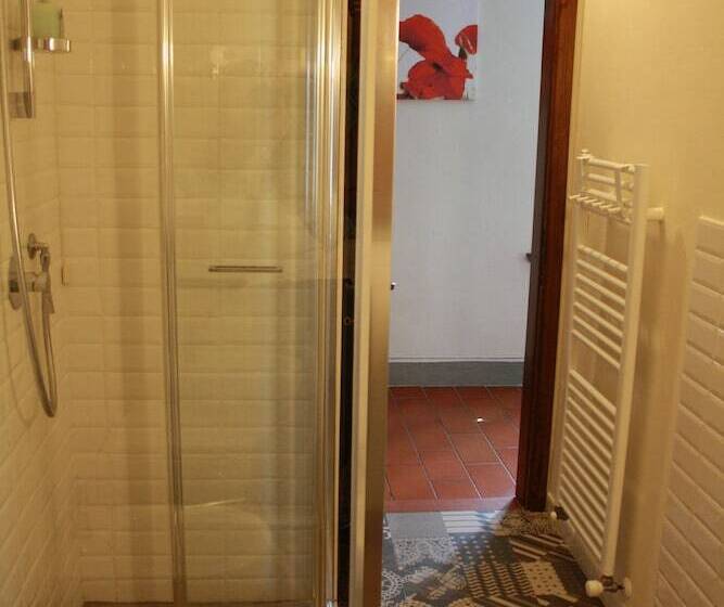 乡村酒店  Agriturismo Comparini Le Balze