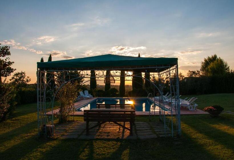 בית מלון כפרי Agriturismo La Colombaia