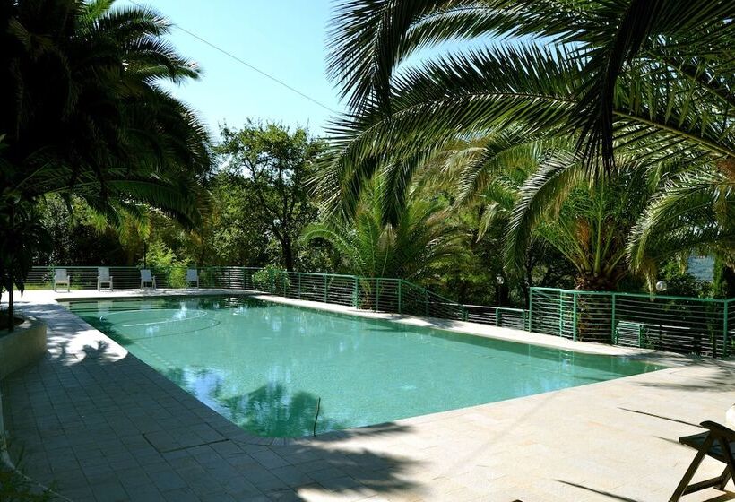 فندق ريفى Agriturismo Poggio Al Pino