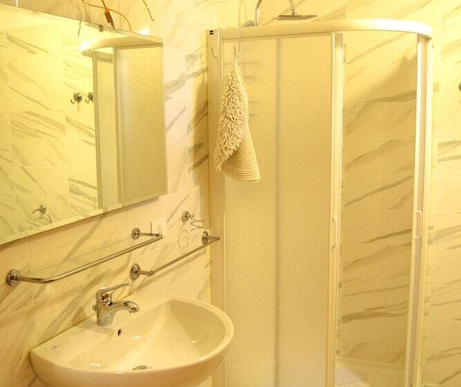 فندق ريفى Agriturismo Poggio Al Pino