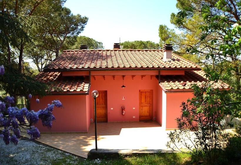 فندق ريفى Agriturismo Poggio Al Pino