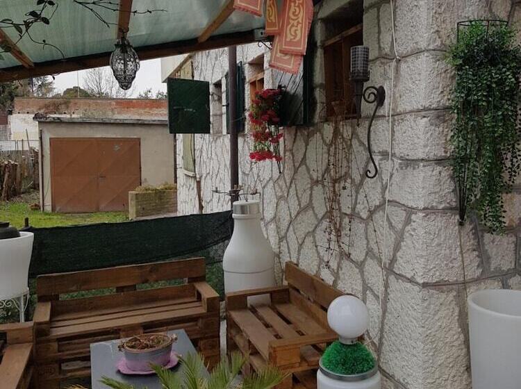 بنسيون Bboderzo Bed & Breakfast