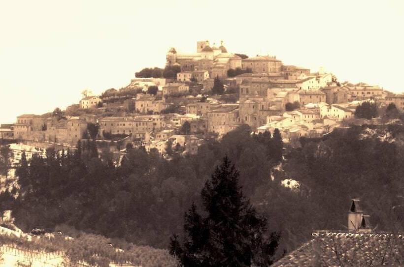 B&b And Wellness Il Pomario Di Montepiglio Resort Naturista