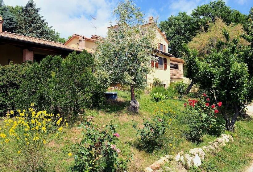 B&b And Wellness Il Pomario Di Montepiglio Resort Naturista