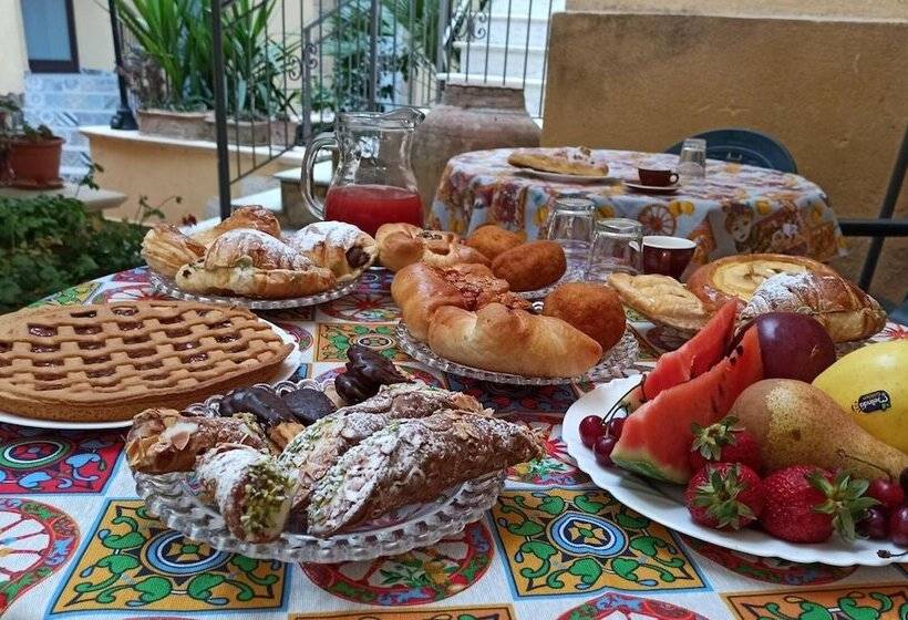 B&b Il Melograno Antico Con Terrazza E Giardino