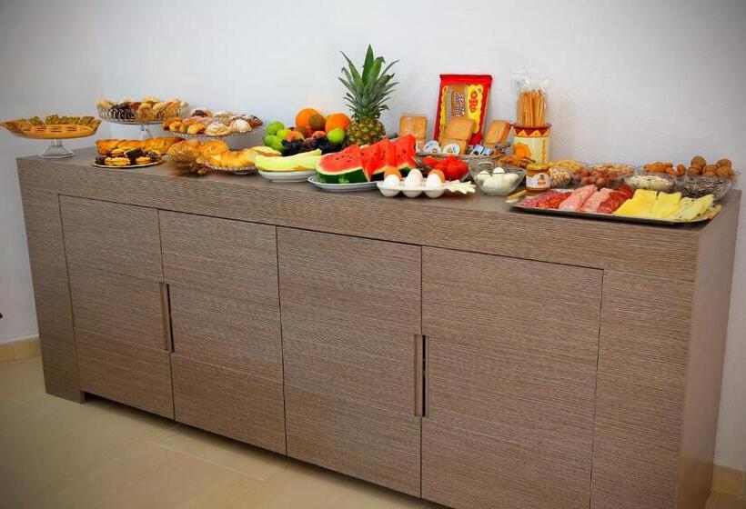 B&b Il Melograno Antico Con Terrazza E Giardino