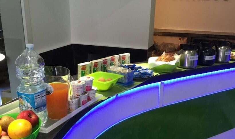 تختخواب و صبحانه Fws Forum Wellness Station
