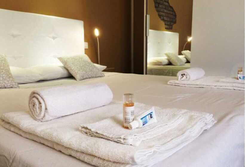 تختخواب و صبحانه Fws Forum Wellness Station