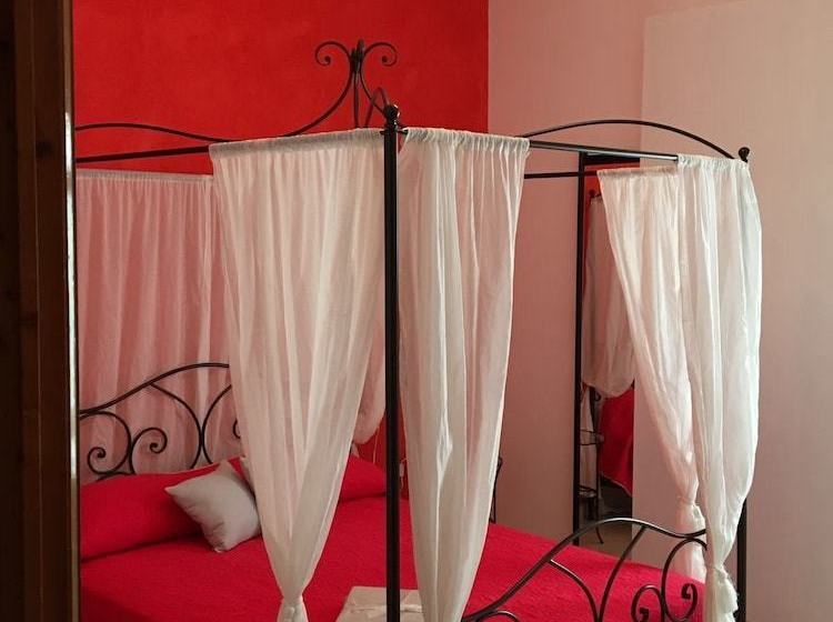 مبيت وإفطار I Colori Di Villa Amalia