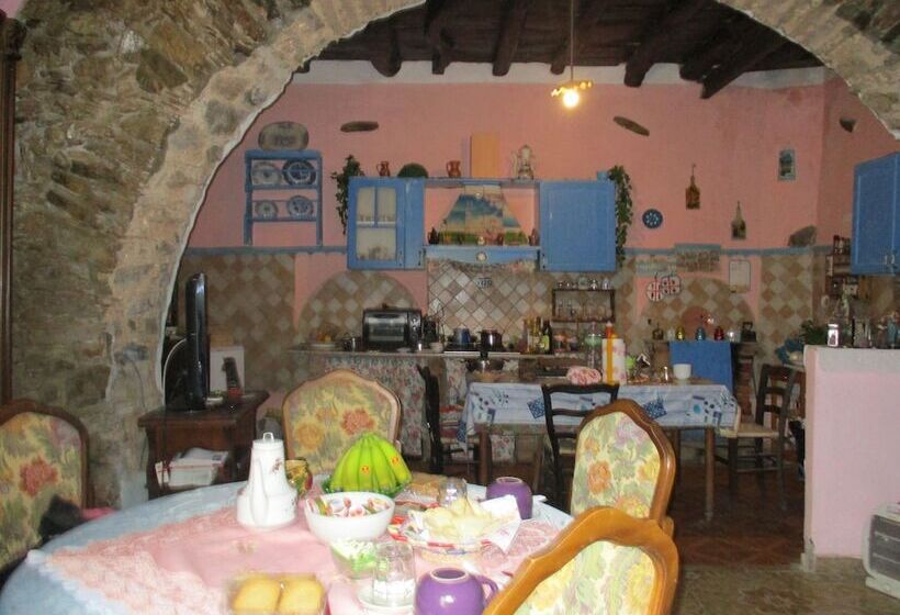 مبيت وإفطار L Antica Locanda