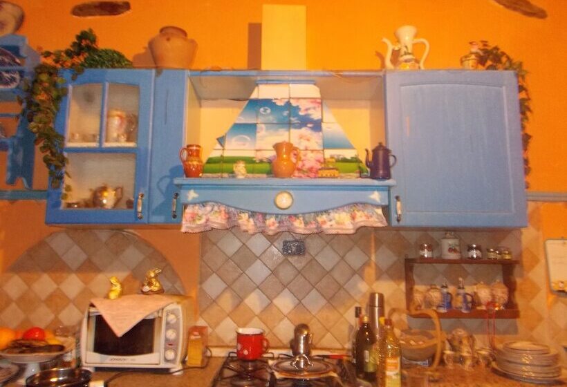 مبيت وإفطار L Antica Locanda