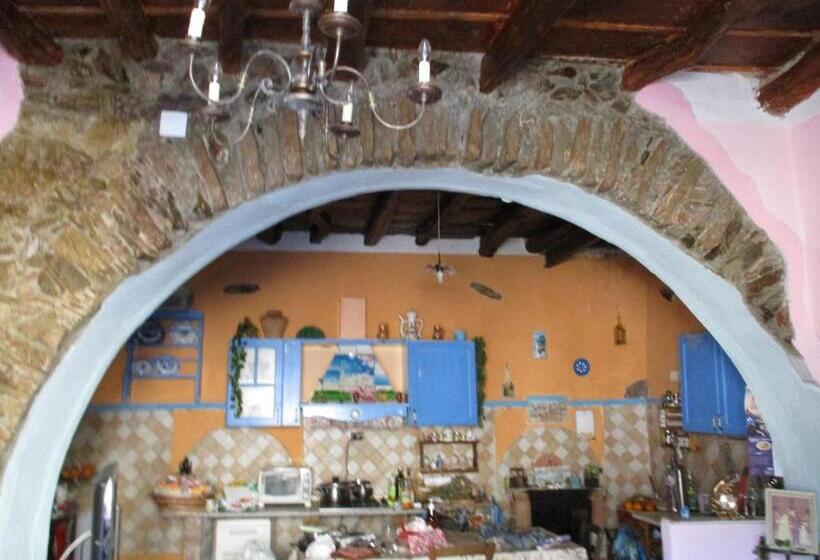 مبيت وإفطار L Antica Locanda