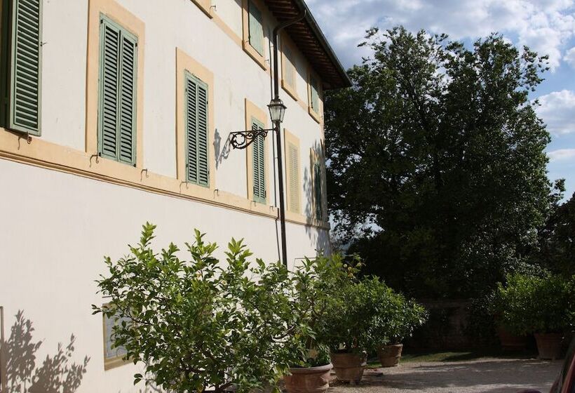 تختخواب و صبحانه Villa Del Cardinale