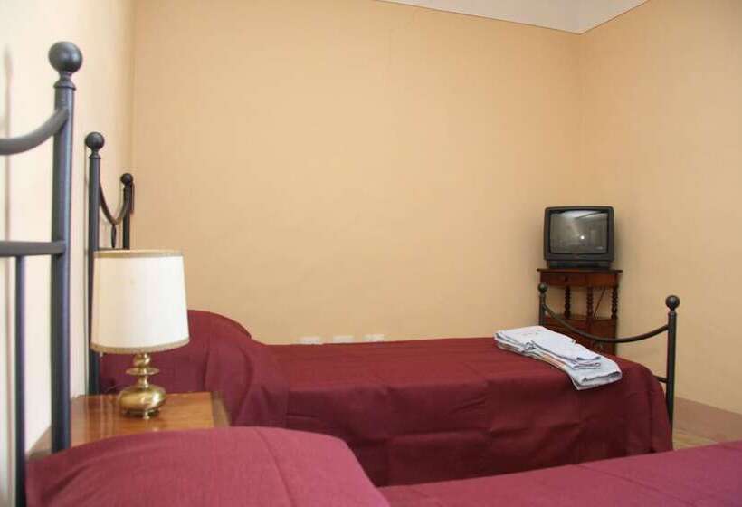 تختخواب و صبحانه Villa Del Cardinale