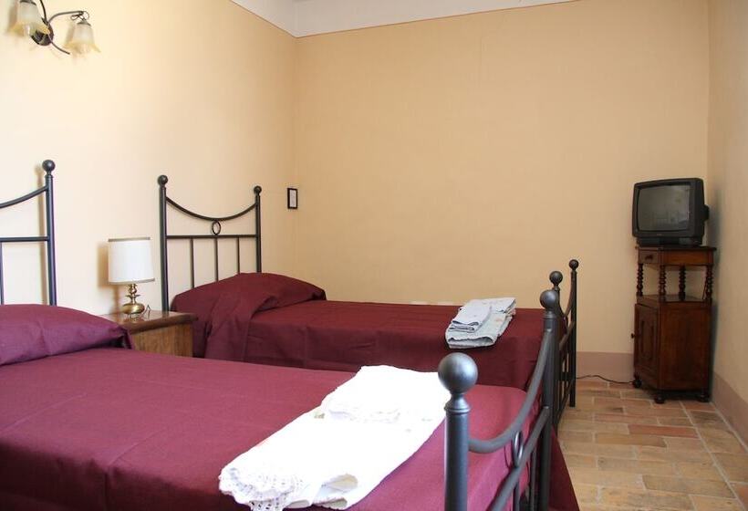 تختخواب و صبحانه Villa Del Cardinale