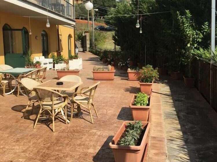 فندق Acqua Di Costanza