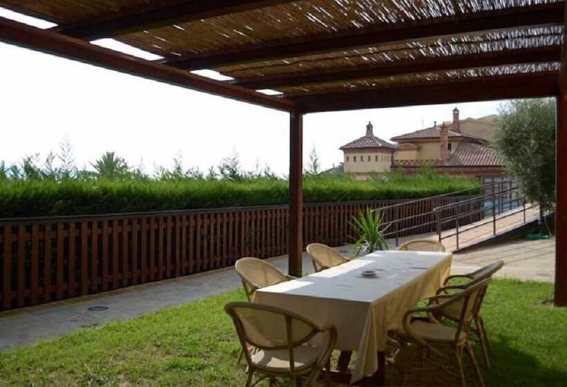 فندق Acqua Di Costanza