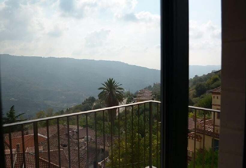 فندق Acqua Di Costanza