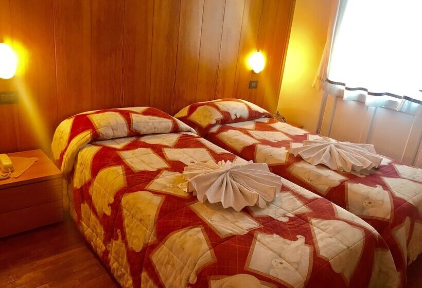 فندق Monti Pallidi