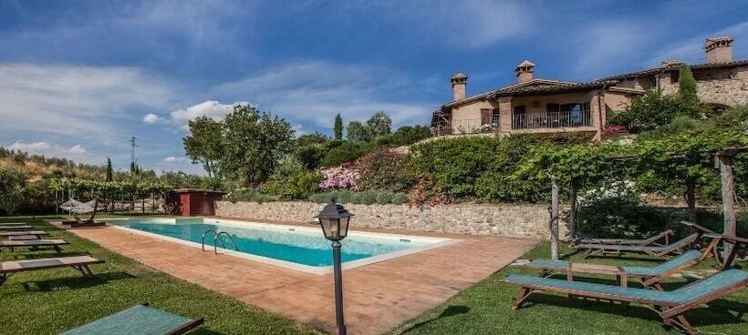 فندق ريفى Agriturismo Belvedere Delle Crete