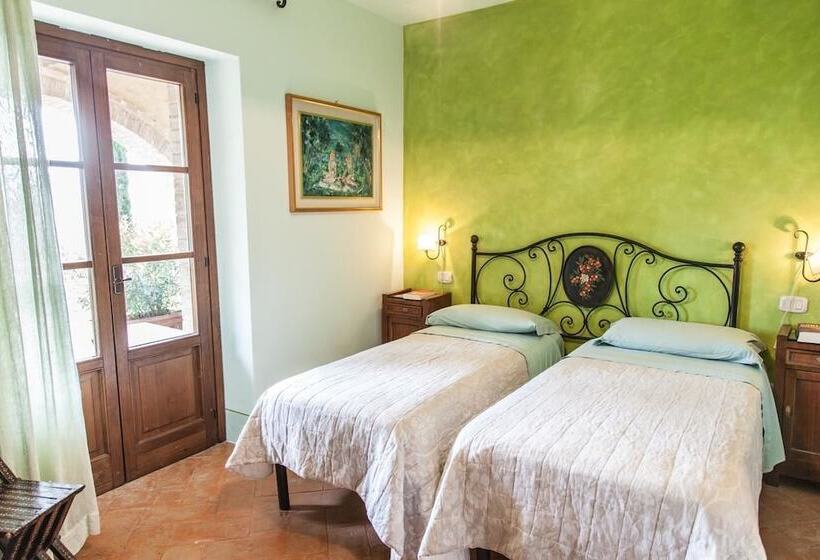 فندق ريفى Agriturismo Belvedere Delle Crete