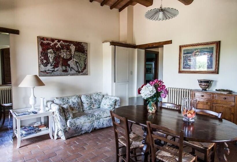 فندق ريفى Agriturismo Belvedere Delle Crete