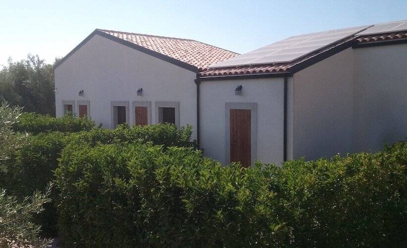 هتل روستایی Olivandro