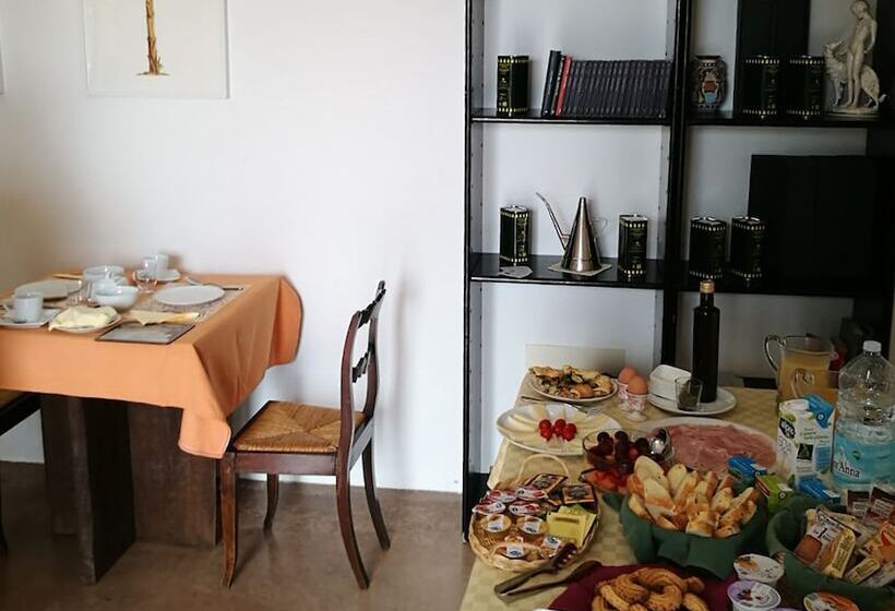 هتل روستایی Olivandro