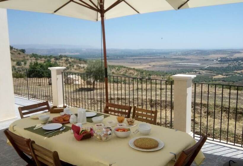 هتل روستایی Olivandro