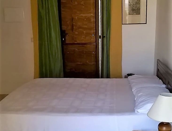 هتل روستایی Olivandro