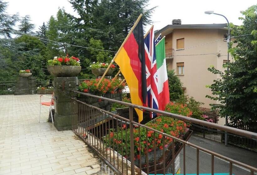 בית מלון כפרי Val Carlina