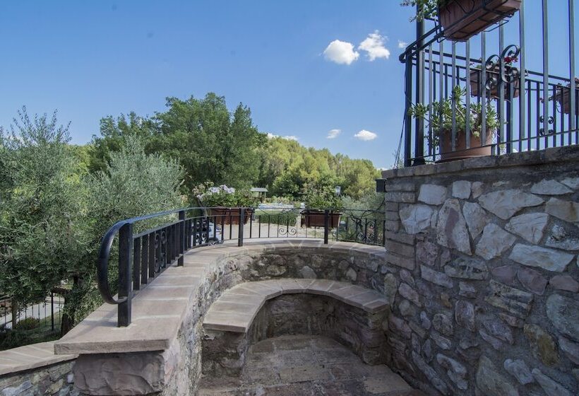 پانسیون Il Castello Di Perchia