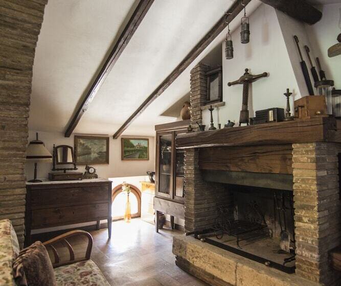 پانسیون Il Castello Di Perchia