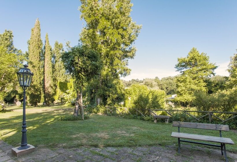 פנסיון La Cannara