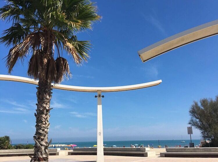 Пансион Nonna Rosa Civitanova