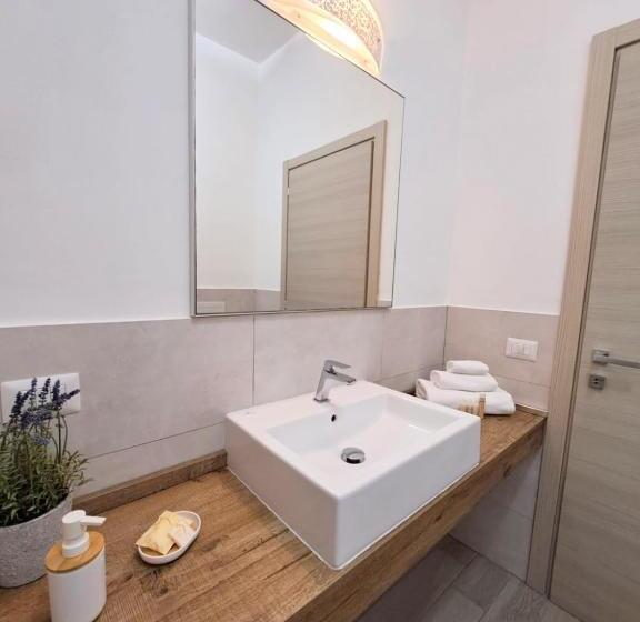 تختخواب و صبحانه Ajana Rooms By Accomodo