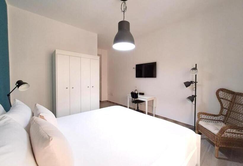 تختخواب و صبحانه Ajana Rooms By Accomodo