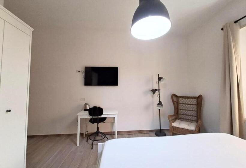 تختخواب و صبحانه Ajana Rooms By Accomodo