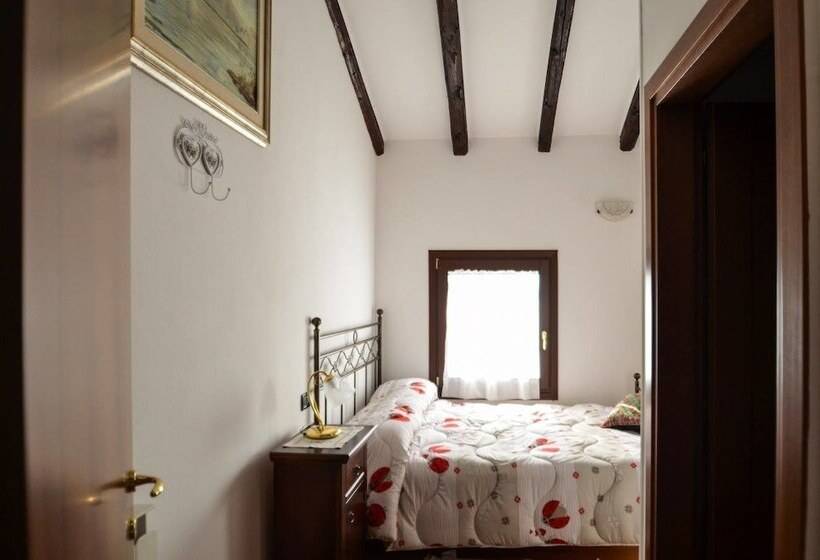 Bed and Breakfast Chiaro Di Luna
