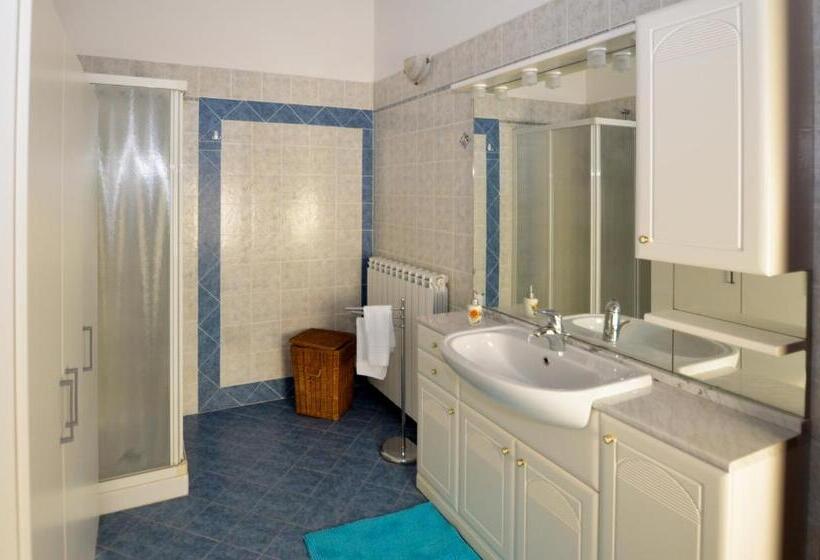 Bed and Breakfast Chiaro Di Luna