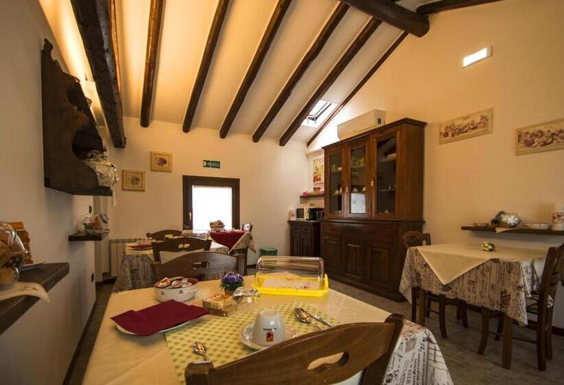 Bed and Breakfast Chiaro Di Luna