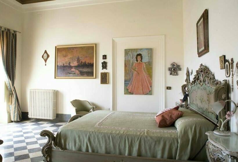 تختخواب و صبحانه Garibaldi 15