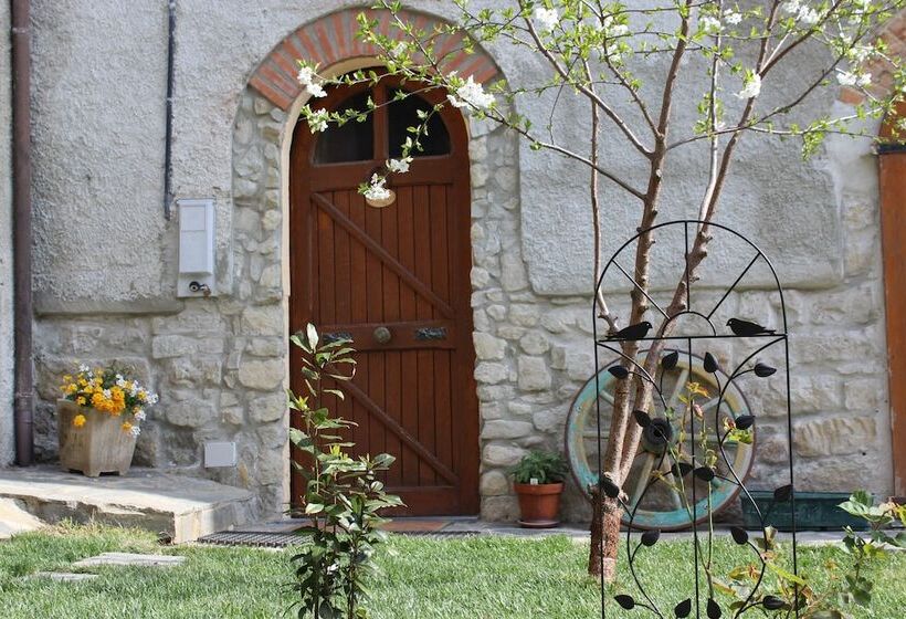 مبيت وإفطار La Casa Dei Mimirs