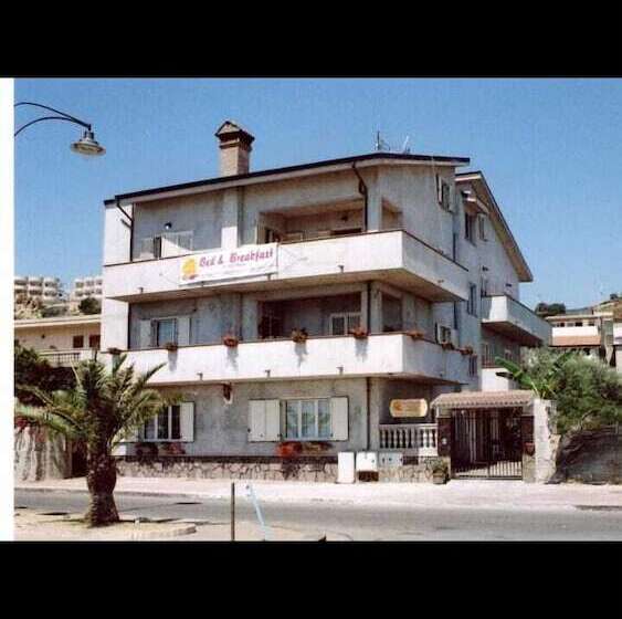 Bed And Breakfast Sunrise