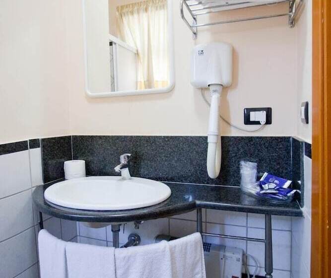 簡易ホテル Hermitage Capua