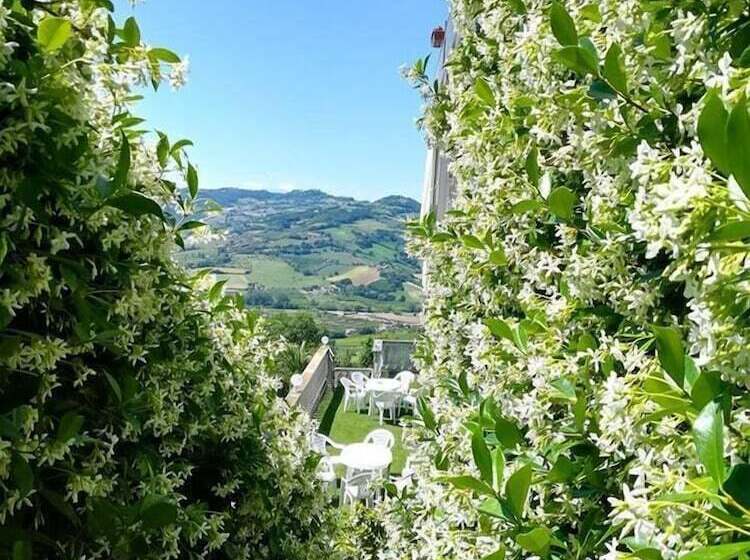 فندق Villa Aniana