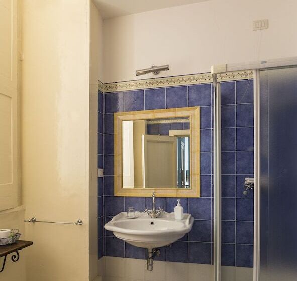 Palazzo Leuzzi B&b