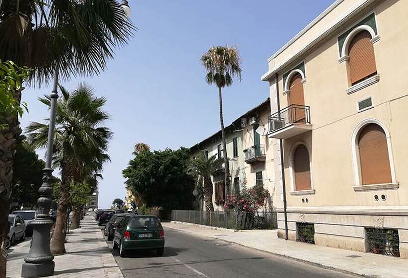 پانسیون Guest House B&b Via Marina