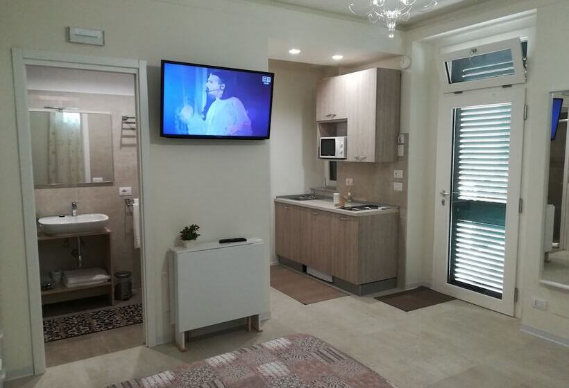 پانسیون Guest House B&b Via Marina